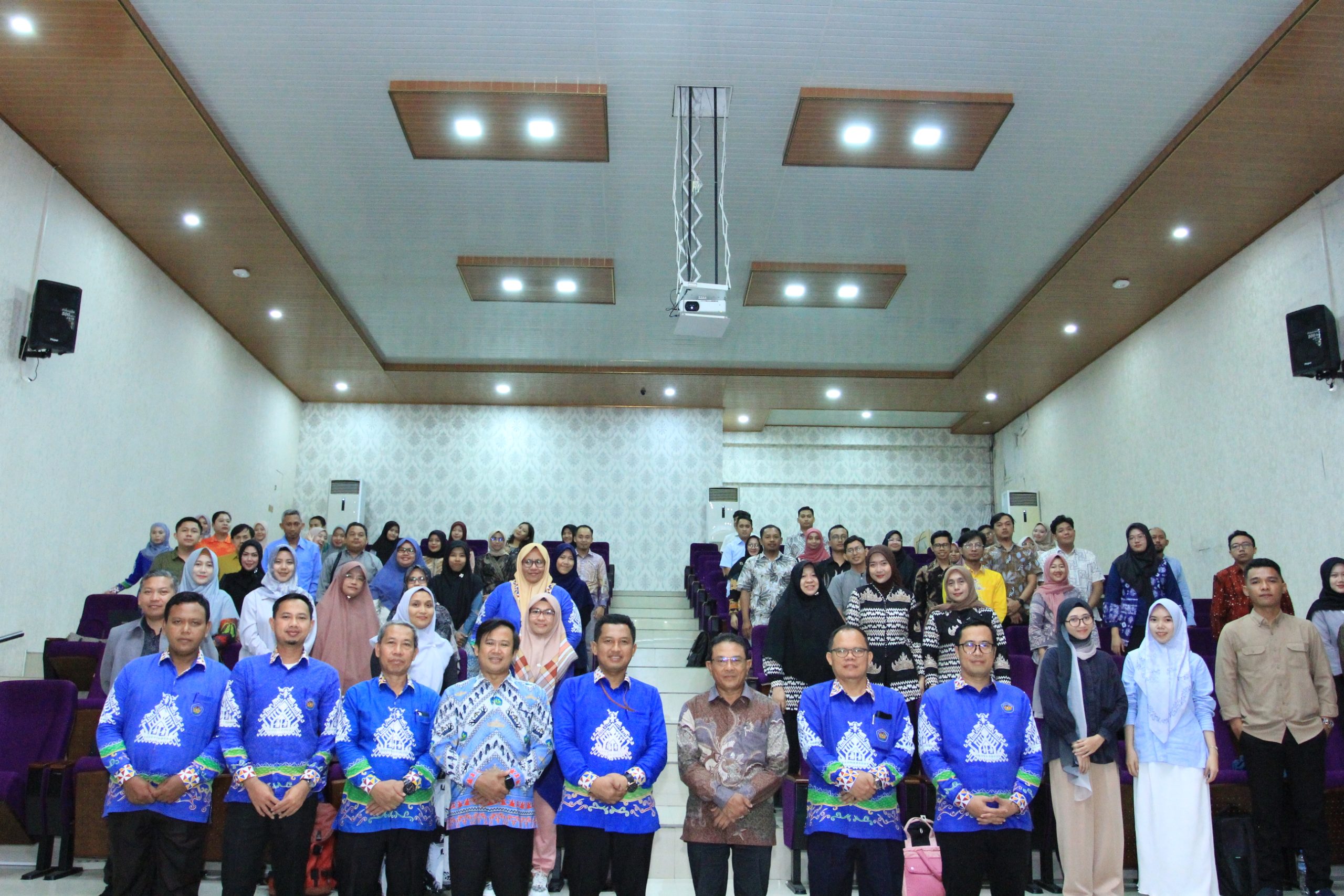 Program Studi S3 Pendidikan FKIP Unila Gelar Kuliah Dosen Tamu, Bahas Strategi Pengelolaan Pendidikan Tinggi di Era Transformasi Digital